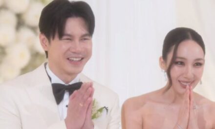 Resmi Menikah dengan Mark Boonpaween, Ini Dia Potret Kebahagiaan Aye Sarun Bersama Sahabat