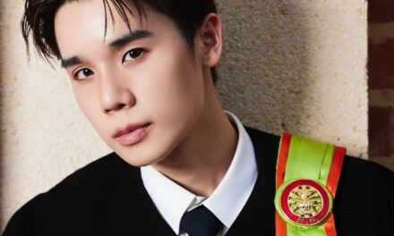 Selamat! Jimmy Jirataphol Menyelesaikan Pendidikan Master Dematologi di Thammasat University