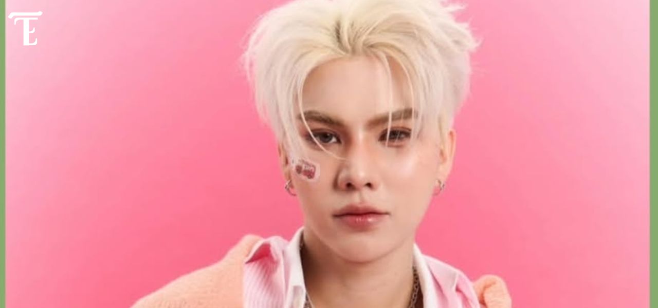 Fort Thitipong Unggah Potret Tampan di Depan Rumah Baru Miliknya