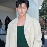 Dreams Come True! Pond Naravit Berhasil Satu Panggung dan Berfoto Bersama dengan Jaehyun dalam Acara ‘Prada Fashion Show’ di Milan