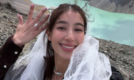 Mint Chalida Resmi Dilamar Sang Kekasih Setelah 14 Tahun Berpacaran